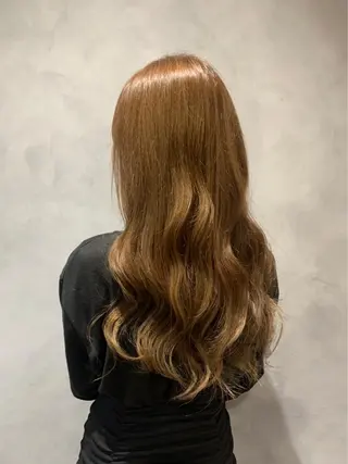 ロング カラー 平尾 樹里のヘアスタイル