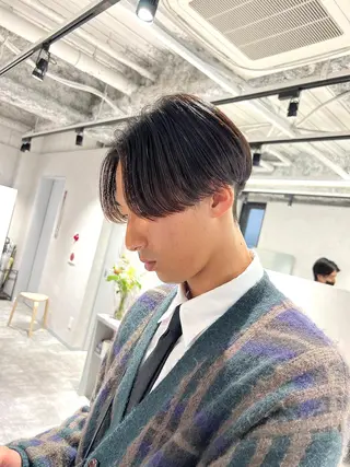 ショート カラー パーマ メンズ 関西センターパート メンズモデル募集のヘアスタイル
