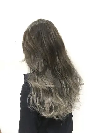 ロング ブリーチカラー☆ 再生トリートメントのヘアスタイル