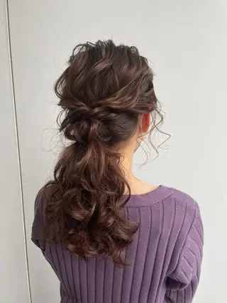 セミロング ヘアメイク new meのヘアスタイル
