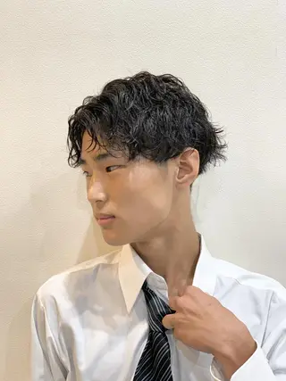 メンズ パーマ クセを最大限に活かす メンズパーマ奈良大祐のヘアスタイル