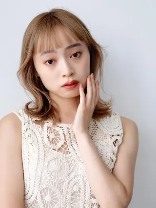 セミロング カラー "オトナ髪”/ LAKA TOCCAのヘアスタイル