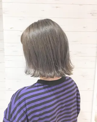 ミディアム ミヤザキ タクトのヘアスタイル