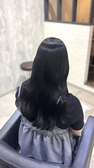 セミロング カラー 詩乃🎀ピンク 暖色系🫧レイヤーのヘアスタイル