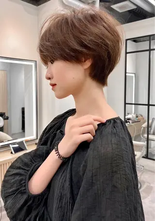 ショート レイヤー縮毛矯正 ささきすずね💗のヘアスタイル