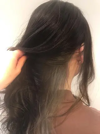 ロング カラー 予約 停止のヘアスタイル