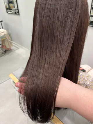セミロング カラー 菅 樹希弥のヘアスタイル