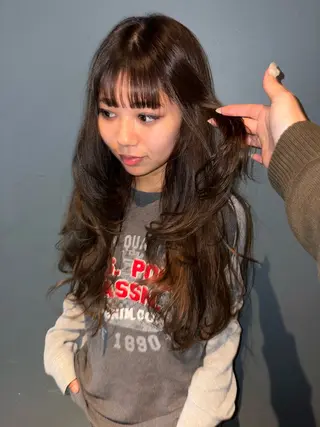 ロング ハイトーン レイヤー🎀meiのヘアスタイル