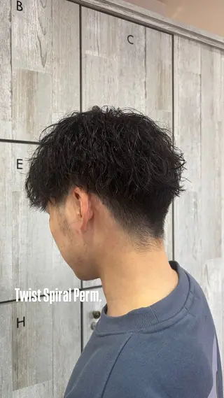 パーマ メンズ 髙杉 舞羽のヘアスタイル