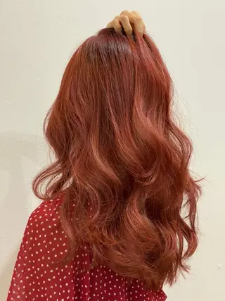 ロング カラー Ashanti 磯崎のヘアスタイル