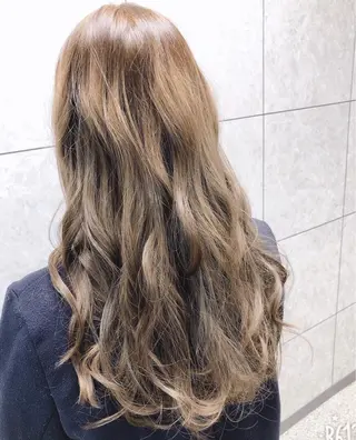 カラー Live店長 yumenaのヘアスタイル