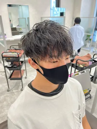 ショート パーマ メンズ 関西センターパート メンズモデル募集のヘアスタイル