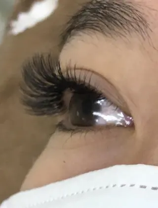 マツエク・マツパ 水 田のマツエク・マツパデザイン