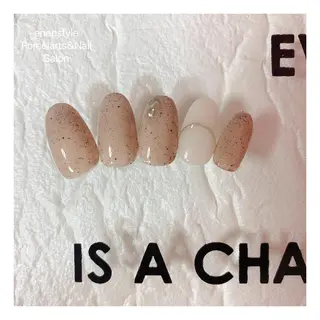 ミディアム ネイル 👑enen style👑のネイルデザイン