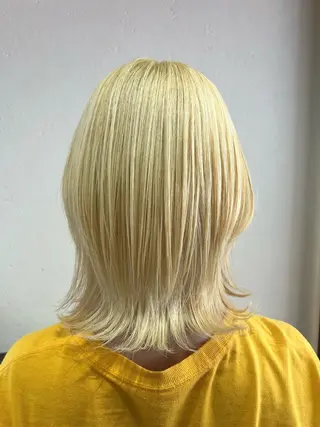 ミディアム カラー 蓮見  友里のヘアスタイル