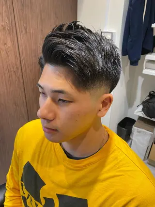 ショート 小野 大輔のヘアスタイル