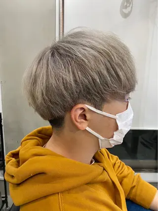 ショート カラー メンズ 鈴木 小百合のヘアスタイル
