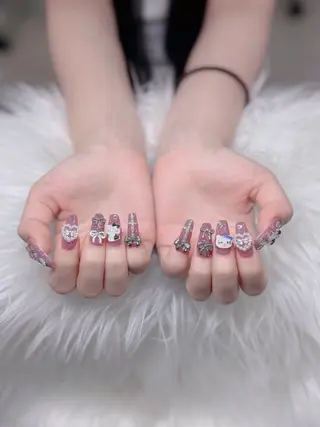 ネイル Julli NailStudioのネイルデザイン