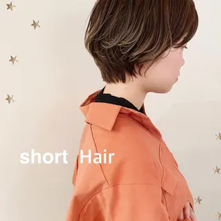 ショート 市川 千夏のヘアスタイル