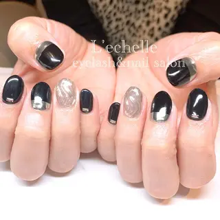 ミディアム .. momoko🕊のネイルデザイン