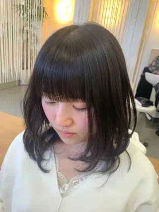 ミディアム 吉川 茉由子のマツエク・マツパデザイン