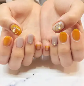 ネイル Soeur ネイリストのネイルデザイン