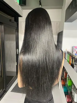 ロング Lapis 莉穂のヘアスタイル