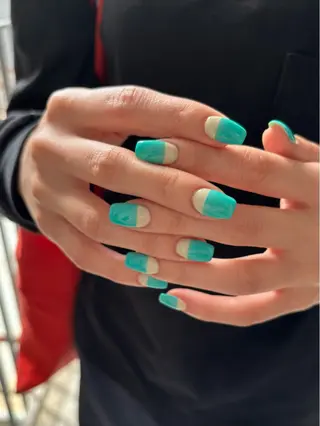 ネイル Manon Tomiのネイルデザイン