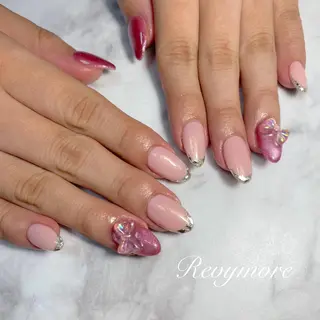 ミディアム ネイル nail salon Revymoreのネイルデザイン