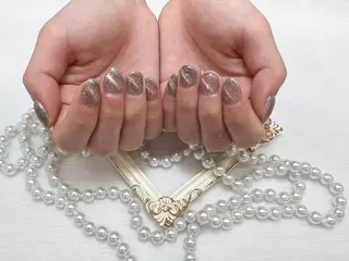 ネイル Tagi Nail 銀座店のネイルデザイン