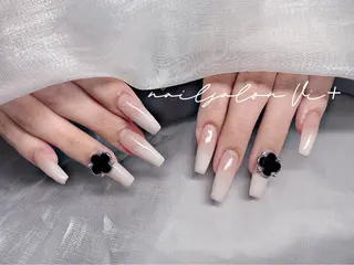ネイル ✨Nailsalon Vi+✨のネイルデザイン