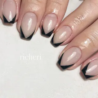 ミディアム ネイル richeri beautyのエステ・リラクイメージ