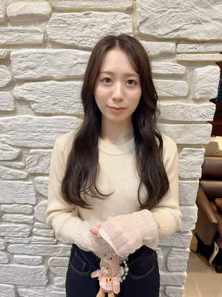 ロング カラー 遠藤 巴菜のヘアスタイル