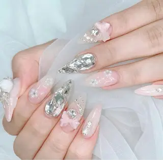 カラー AIN Nailのネイルデザイン