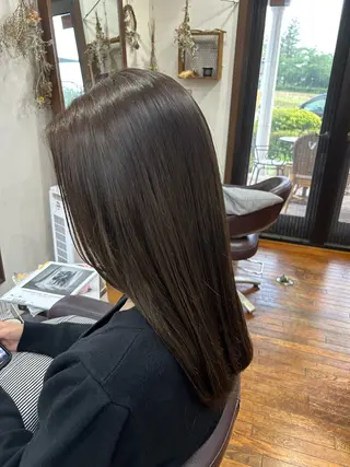 カラー 中島 優のヘアスタイル