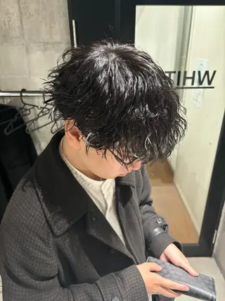 パーマ メンズ _WHITE / KENTOのヘアスタイル
