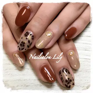 ネイル Lily*nail 🌻Mii🌻のネイルデザイン