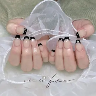 ネイル TOMO. Libのネイルデザイン