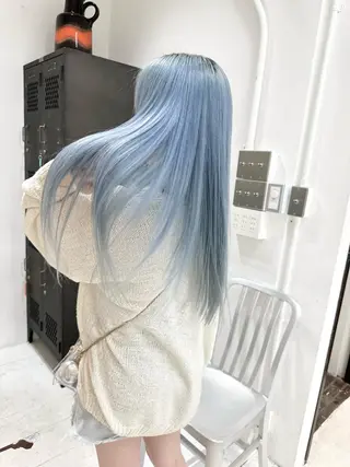 ロング カラー kai .のヘアスタイル