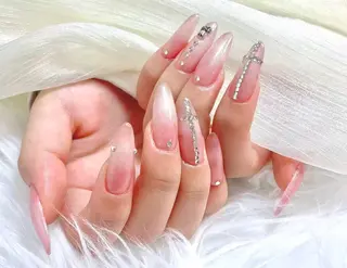 ネイル B·U Nail大宮 長さだし専門店のネイルデザイン