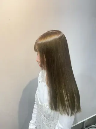 セミロング カラー ヘアアレンジ 美髪/透明感/レイヤ ーTATSUKI☘️のヘアスタイル