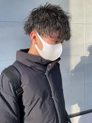 ショート パーマ メンズ メンズヘア特化 崎田 成人のヘアスタイル