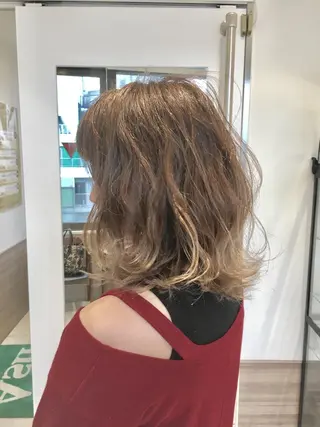 ミディアム カラー 店長 小池アキトのヘアスタイル