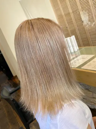 ミディアム カラー 中川 茜里のヘアスタイル