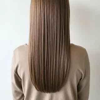 ロング MOLLA ✂️辻桃加のヘアスタイル