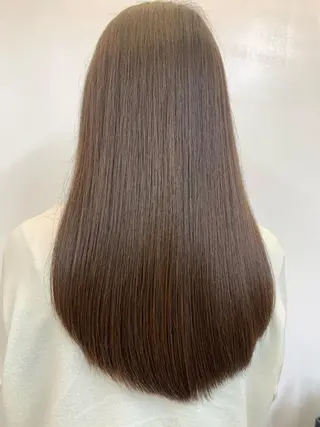 セミロング カラー トップ スタイリストのヘアスタイル