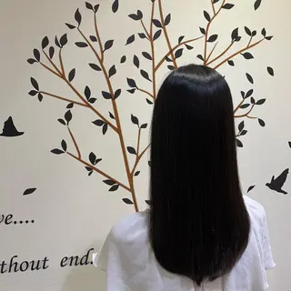 ロング 小白井 由美のヘアスタイル
