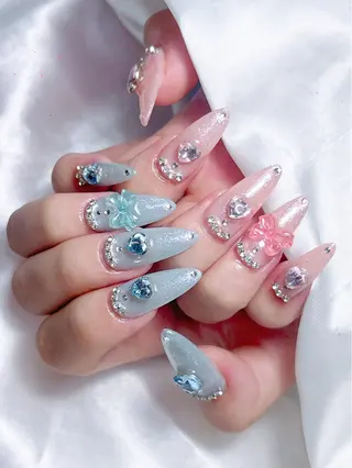 ネイル LEELA NAIL STUDIOのネイルデザイン