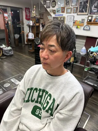 ミディアム メンズ barber shop LENNON所属・高東 俊介のヘアスタイル