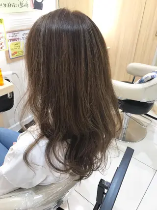 ロング 縮毛矯正/髪質改善 継続する美髪のヘアスタイル